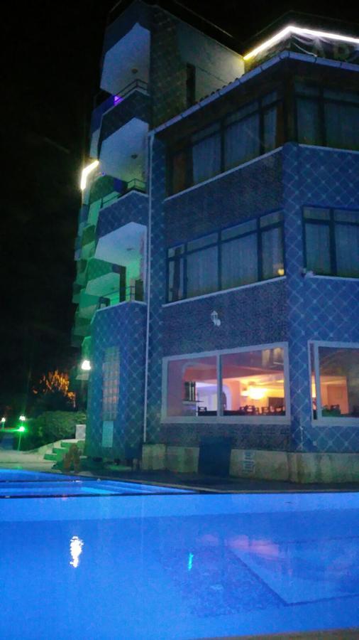 Art Beach Hotel 古泽尔坎里 外观 照片