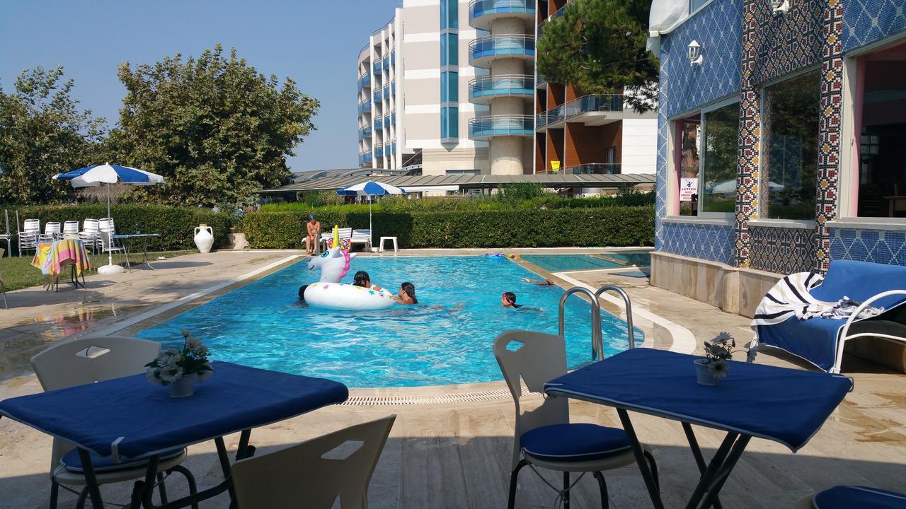 Art Beach Hotel 古泽尔坎里 外观 照片